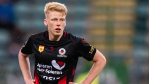 Inter look to midfielder Jerdy Schouten