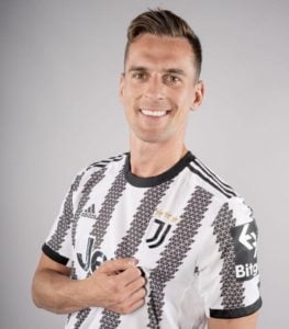 Arek Milik set to join Juventus today