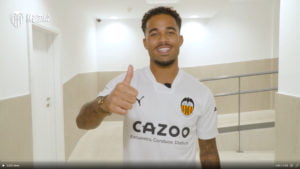 Justin Kluivert joins Valencia