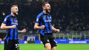 Di Vrij has reached agreement with Inter on new deal