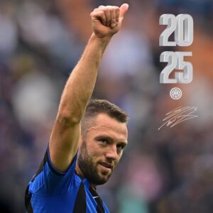 Medical tests tomorrow for De Vrij and Dumfries – Bastoni could return against Udinese