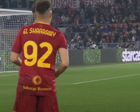 Francesco Di Mariano (US Lecce) celebrates for the championship