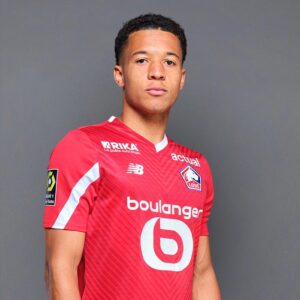 Milan and Juventus eyeing Lille defender Tiago Santos
