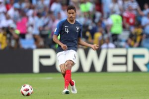 Como’s ambitious summer: Mazzitelli, Pisano, Varane and Audero one step away
