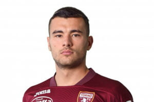 Napoli and Inter engage in last minute tussle for Alessandro Buongiorno