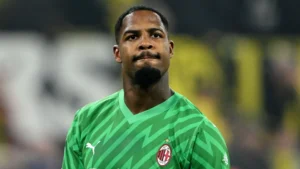 AC Milan Set Mike Maignan Contract Deadline With Staggering Salary Tabled