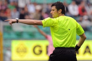 Gazzetta: Refereeing Alarm in Serie A – Errors and Controversies Spark Debate