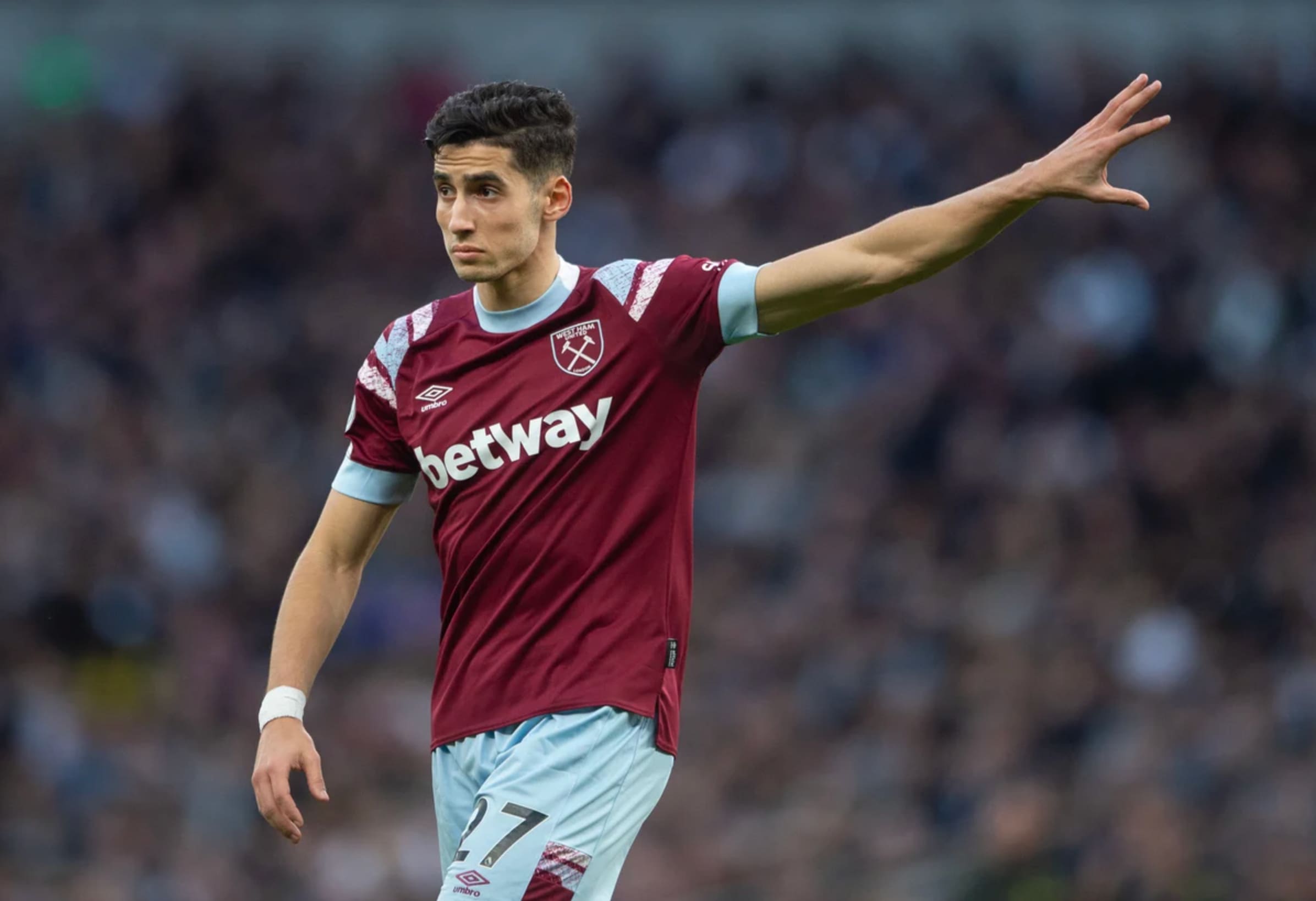 Juventus interested in signing West Ham defender Nayef Aguerd
