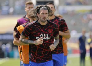 Milan and Inter Locked in Rodrigo De Paul Transfer Battle with €25m Fee on the Table
