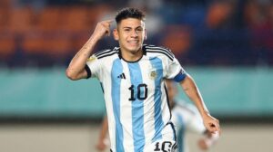 Roma in Advanced Talks to Sign Manchester City’s Claudio Echeverri on Loan