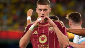 AC Milan Targeting Roma Star As Max Allegri Aims To Increase Attacking Options