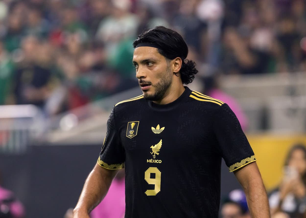 Five Free Agents La Viola Should Sign