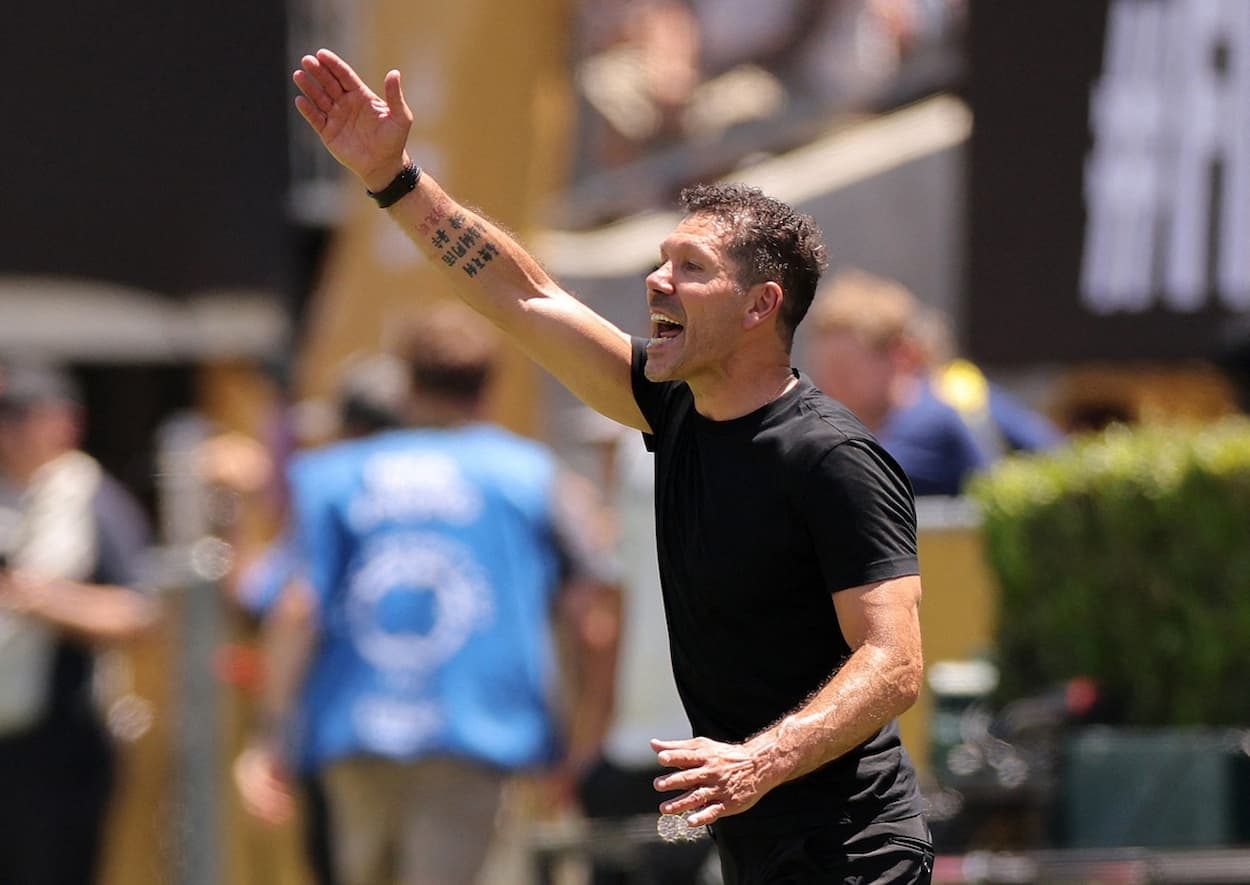 Diego Simeone Wants To Replace Cristian Chivu