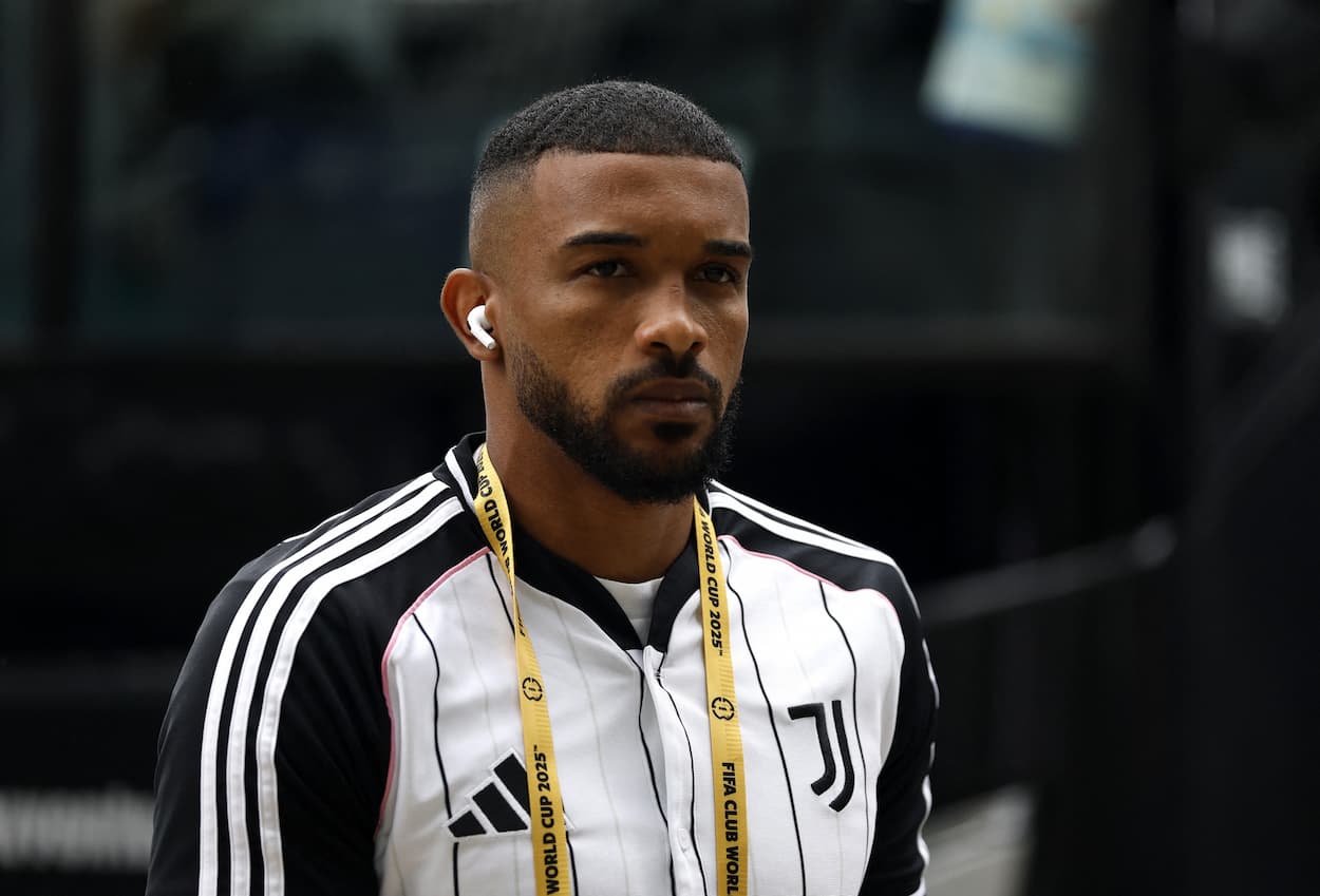 Gleison Bremer Agency Sparks Talks