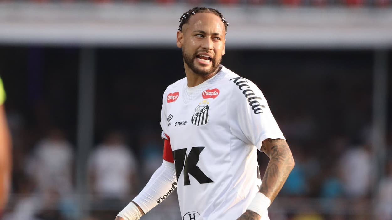 Italian Sides Prepare Move For Neymar Jr