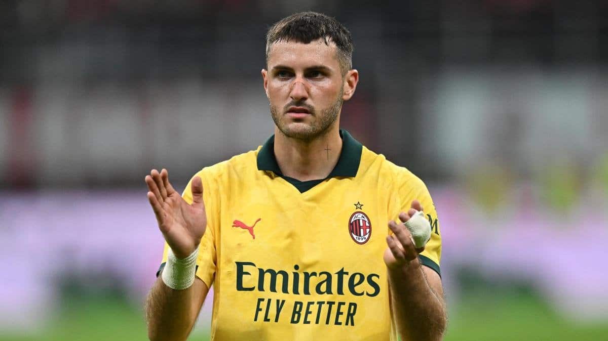 AC Milan Name Their Asking Price For Santiago Gimenez