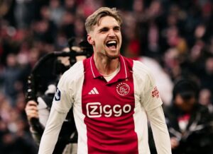 Ajax Star Kenneth Taylor Is Being Tracked By Napoli