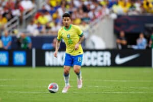 Napoli Reach Agreement Over £35m Premier League Midfielder For Next Summer