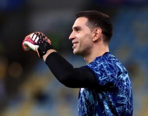 Juventus prowl for Emi Martinez as Aston Villa set asking price