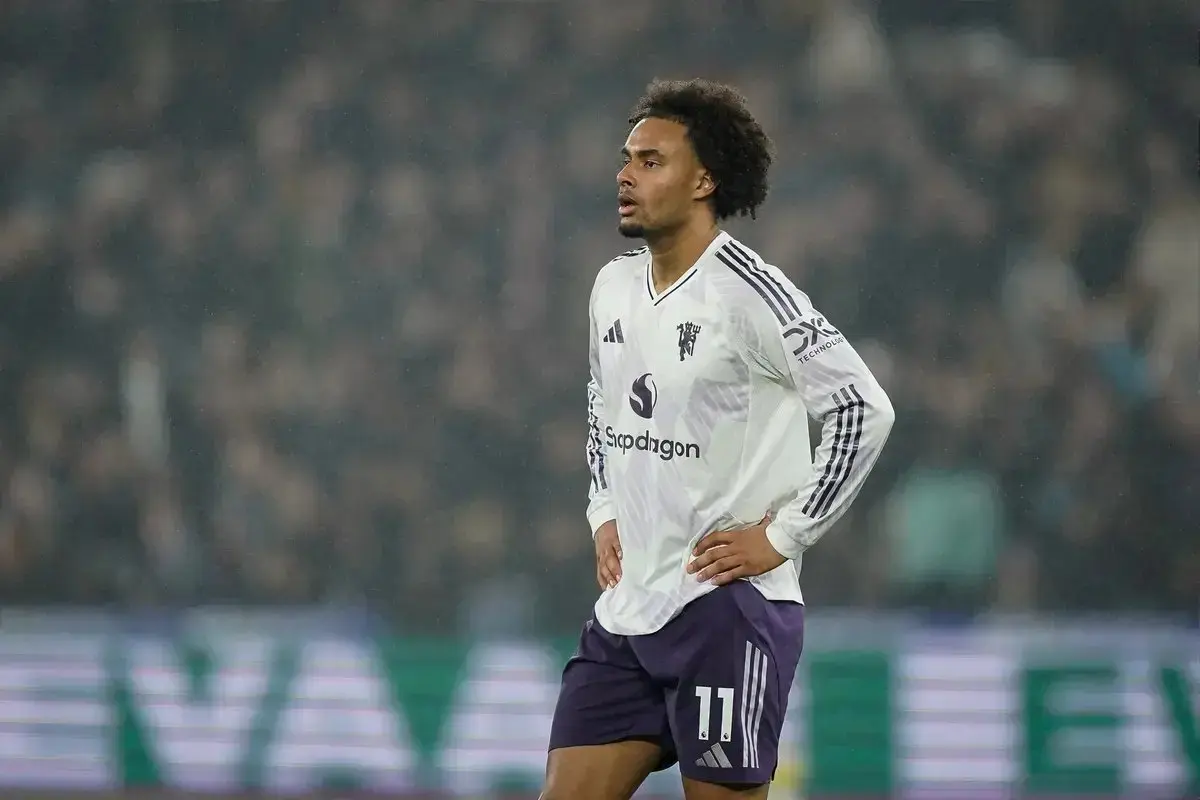 Joshua Zirkzee’s Manchester United Future Hangs in the Balance as Serie A Calls Joshua Zirkzee’s Manchester United Future Hangs in the Balance as Serie A Calls